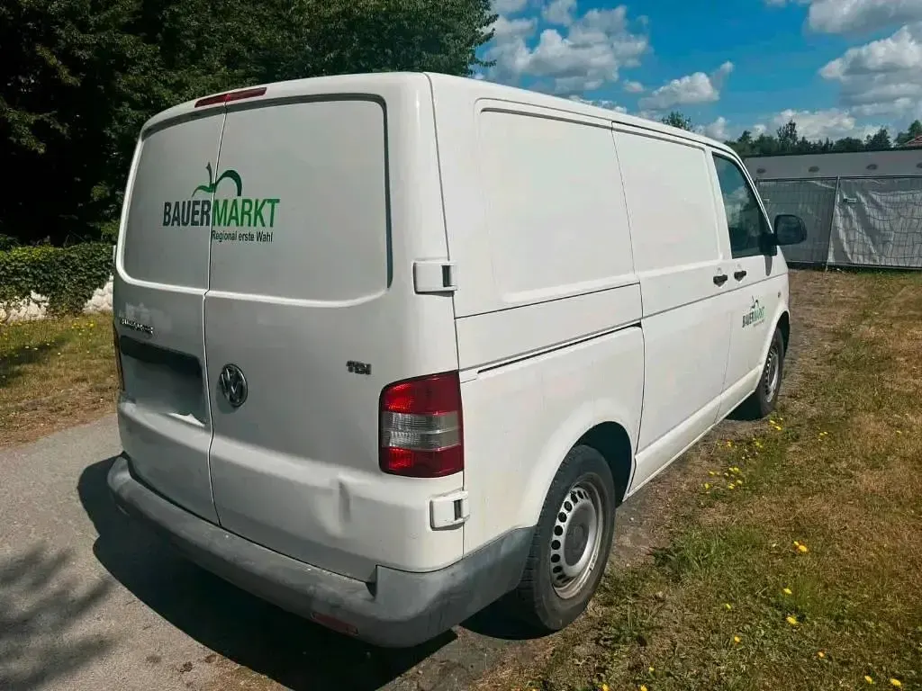 Gebraucht VW T5 84 PS (61 kW) 2011 Weiß Van