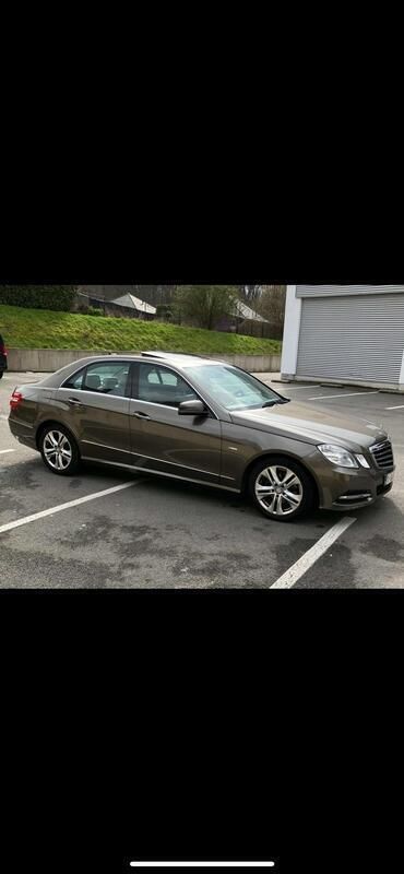 Grau Gebraucht 2011 Mercedes E200 Limousine | 9.000 € (Superpreis) - Bild 1/4