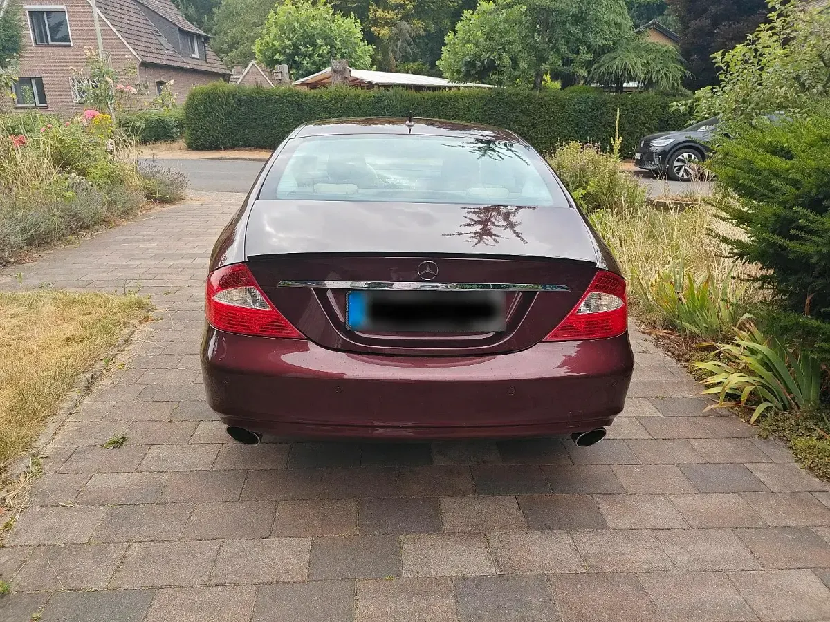 Gebraucht Mercedes CLS350 292 PS (214 kW) 2007 Rot Coupé