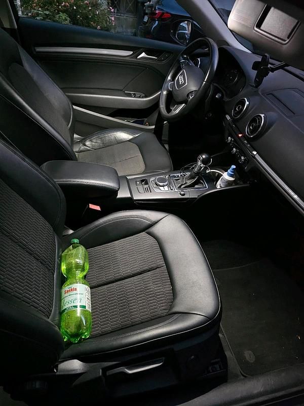 Gebraucht Audi A3 Ambiente 150 PS (110 kW) 2012 Schwarz Kleinwagen