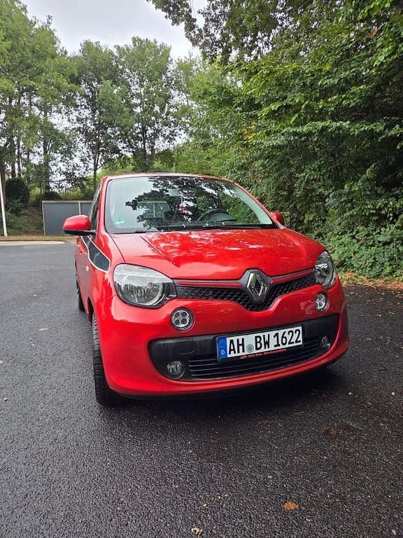 Rot Gebraucht 2014 Renault Twingo Luxe Kleinwagen | 5.999 € (Fairer Preis) - Bild 1/4