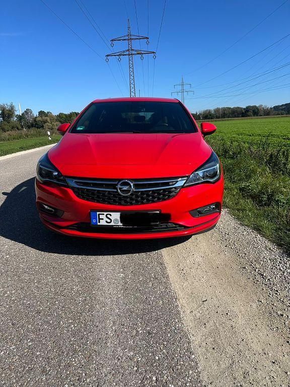 Rot Gebraucht 2019 Opel Astra Dynamic Limousine | 10.499 € (Fairer Preis) - Bild 1/4