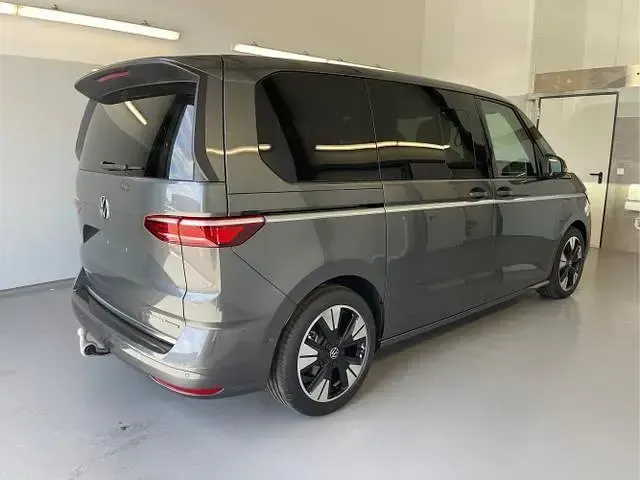 Neu VW Multivan Style 245 PS (180 kW) 2026 Indiumgrau metallic/grau Van / Kleinbus