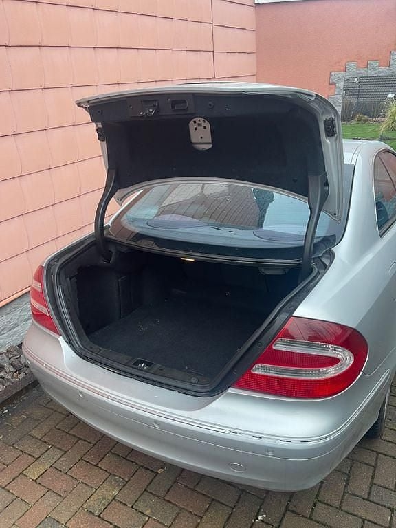 Gebraucht Mercedes CLK200 Avantgarde 163 PS (119 kW) 2003 Silber Coupé