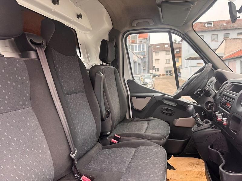 Gebraucht Opel Movano 145 PS (106 kW) 2012 Weiß Van / Kleinbus