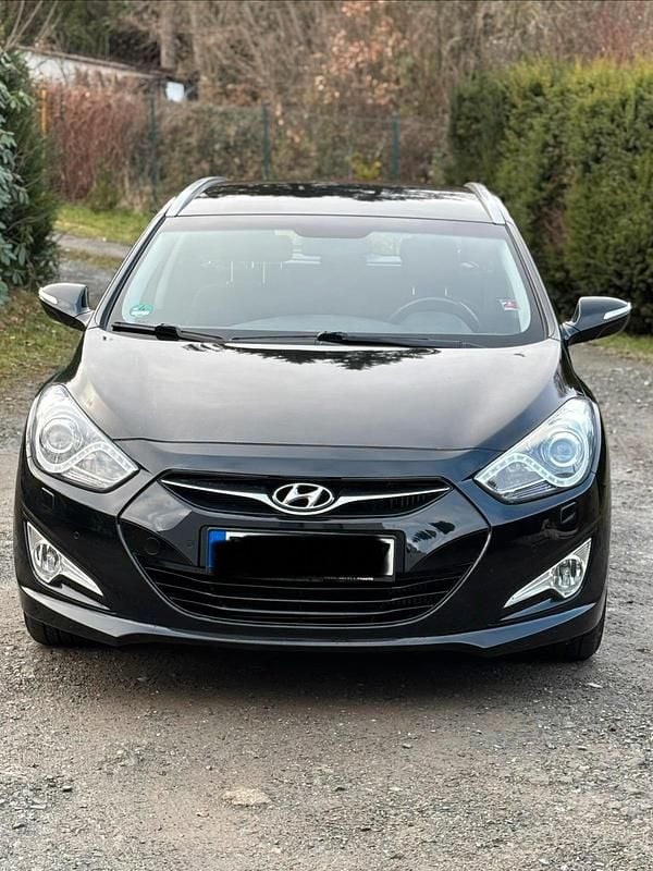 Gebraucht Hyundai i40 Premium 136 PS (100 kW) 2014 Schwarz Kombi