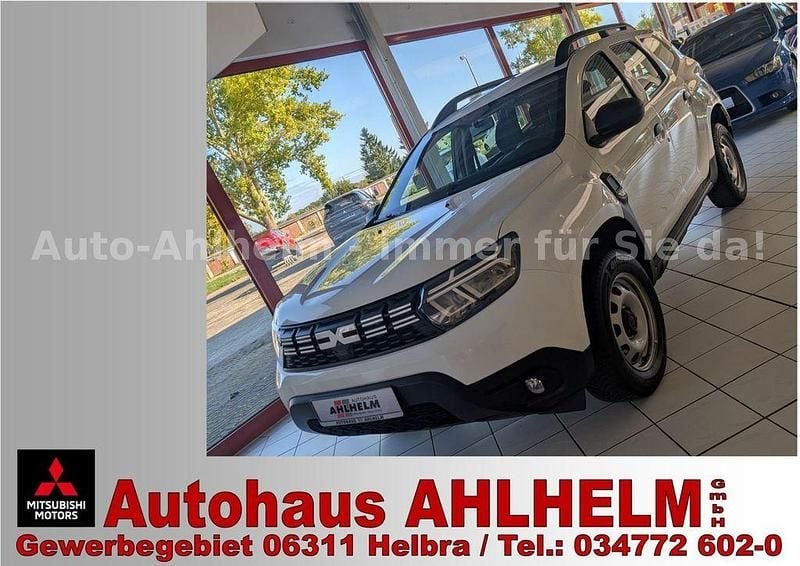 Weiß Gebraucht 2023 Dacia Duster Essentiel SUV | 13.500 € (Superpreis) - Bild 1/4