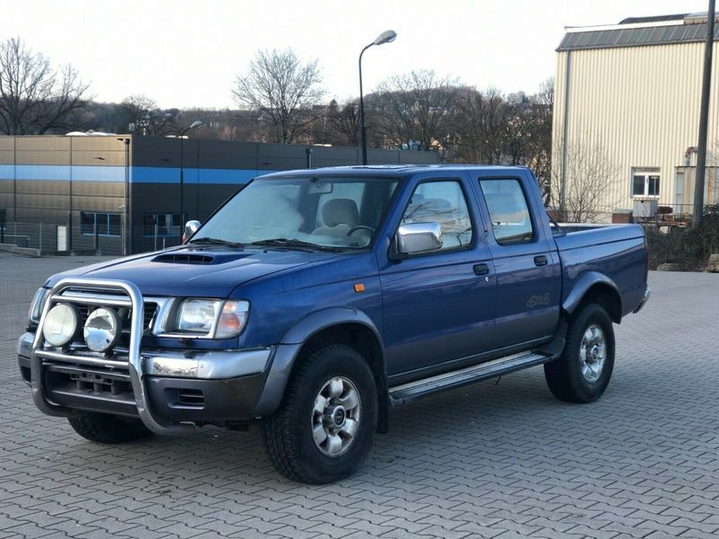 Verkauft Nissan Navara 2.5 4X4 PickUp, gebraucht 2002, 279.000 km in Schwelm