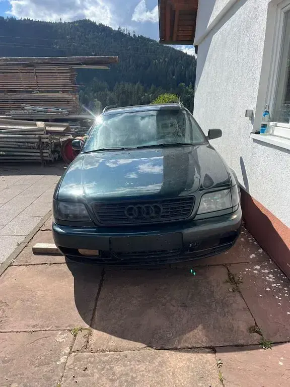 Gebraucht Audi 100 313 PS (230 kW) 1994 Grün Limousine