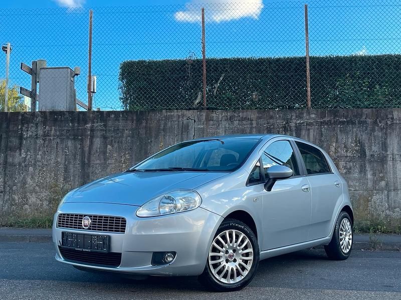 Silber Gebraucht 2008 Fiat Punto Kleinwagen | 2.390 € (Fairer Preis) - Bild 1/4