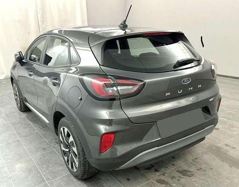 Gebraucht Ford Puma Titanium 125 PS (91 kW) 2022 Magneticgrau (metallic) SUV