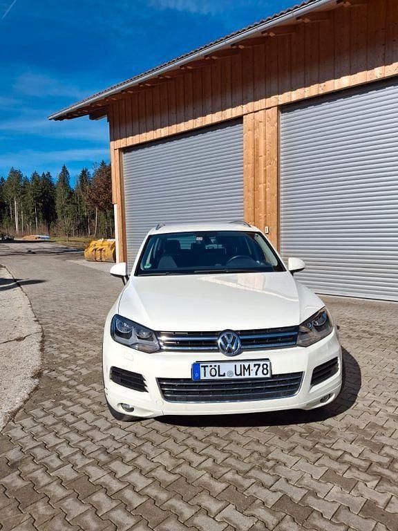 Gebraucht VW Touareg Exclusive 240 PS (176 kW) 2011 Weiß SUV