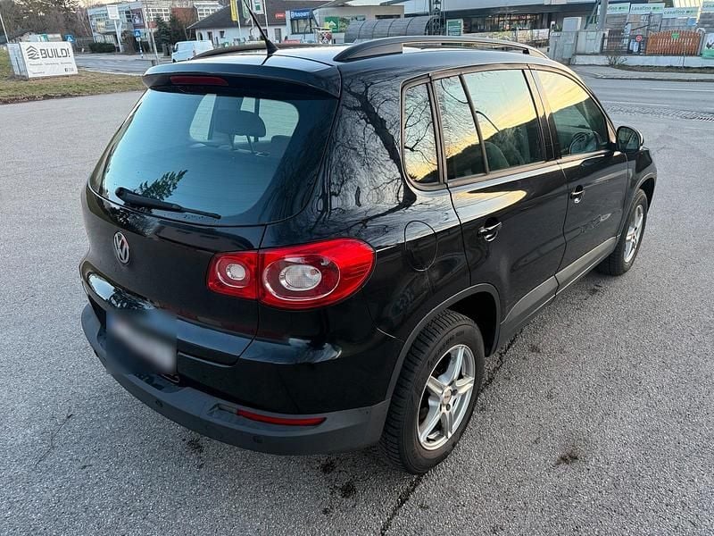 Gebraucht VW Tiguan 140 PS (102 kW) 2009 Schwarz SUV