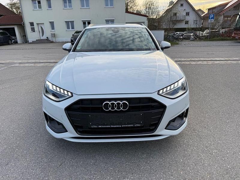 Gebraucht Audi A4 Advanced 163 PS (119 kW) 2023 Weiß Kombi