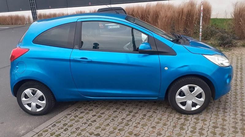 Gebraucht Ford Ka Trend 69 PS (50 kW) 2010 Violett Kleinwagen