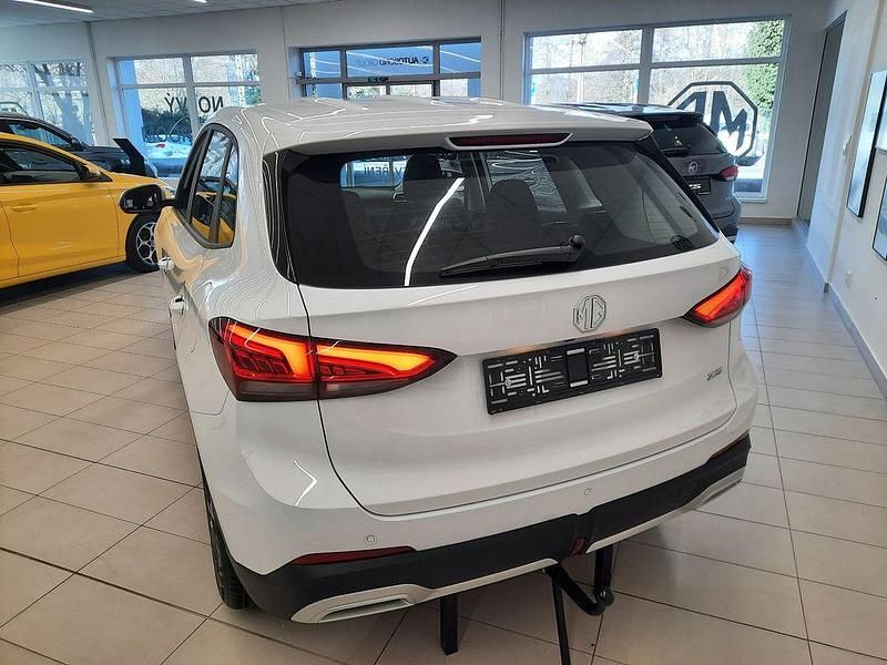 Nowe MG ZS 116 KM (85 kW) 2026 Biały SUV