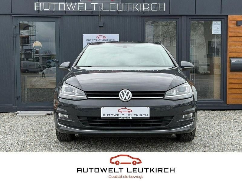 Gebraucht VW Golf VII Highline 150 PS (110 kW) 2015 Grau Kleinwagen
