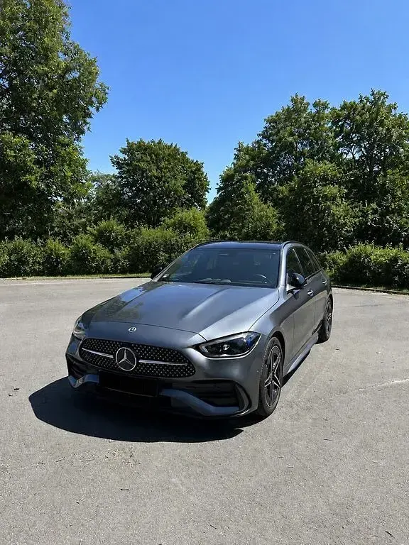 Gebraucht Mercedes C220 AMG line 200 PS (147 kW) 2022 Grau Limousine