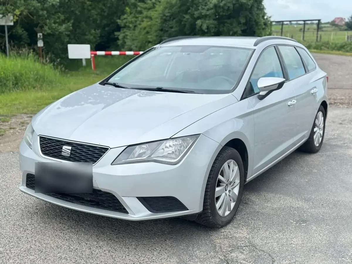Gebraucht Seat Leon 105 PS (77 kW) 2014 Silber Kombi