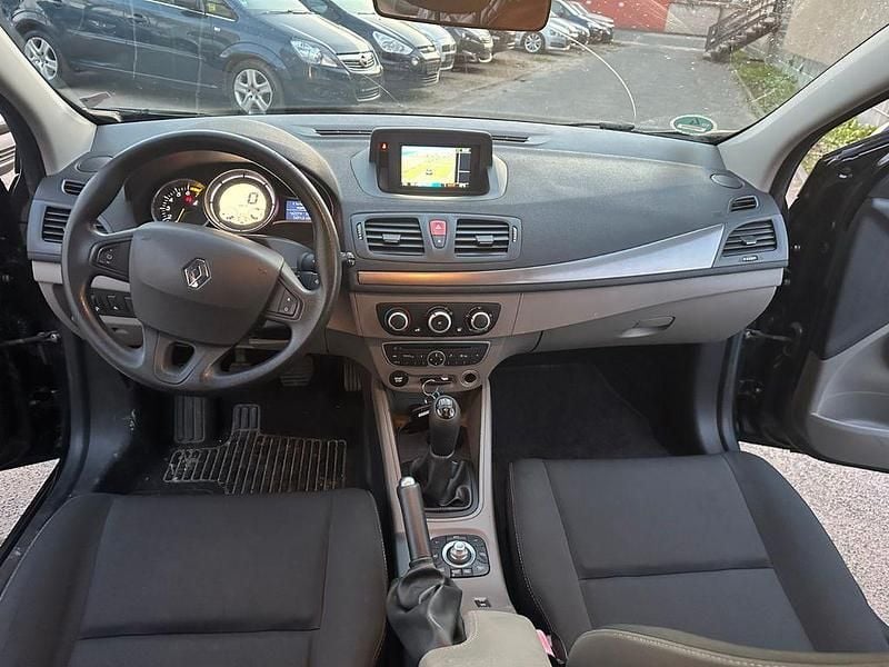 Second-hand Renault Mégane 101 CP (74 kW) 2011 Negru Berlinǎ