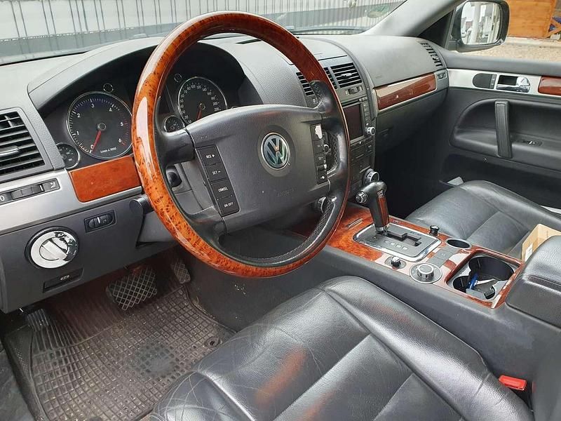 Gebraucht VW Touareg R 174 PS (127 kW) 2005 Schwarz SUV