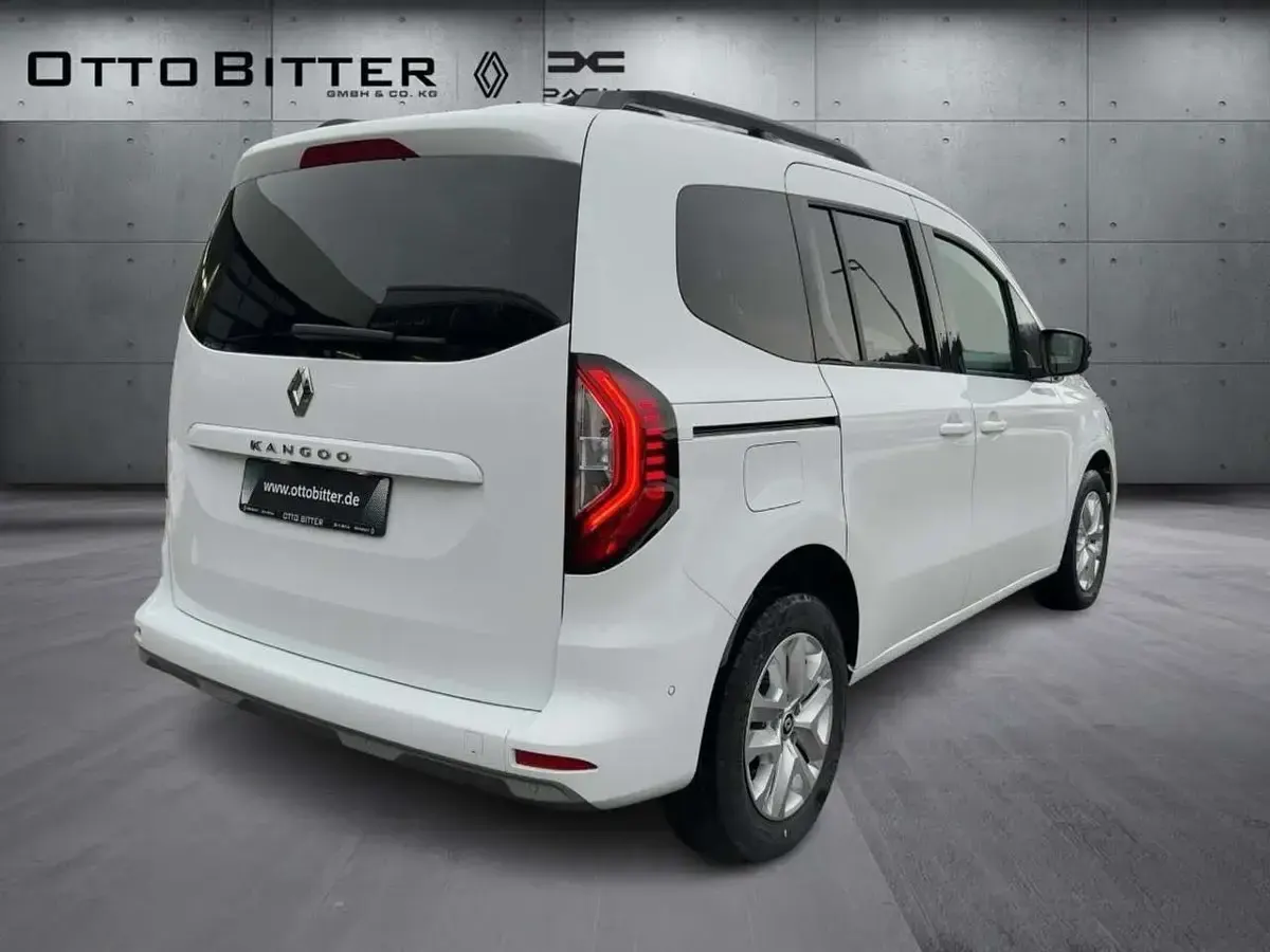 Neu Renault Kangoo Techno 131 PS (96 kW) 2025 Mineralweiss ((qng) Van / Kleinbus
