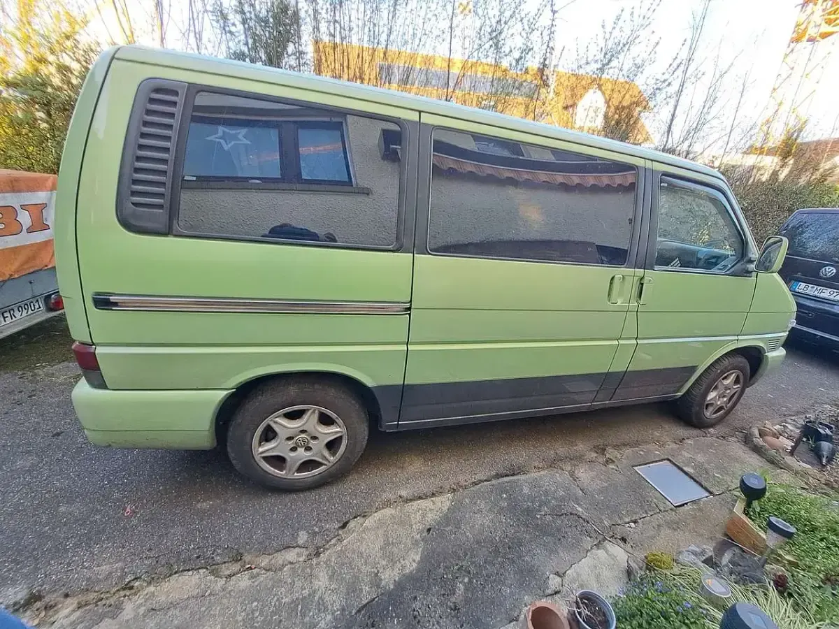 Gebraucht VW T4 131 PS (96 kW) 1998 Grün Van