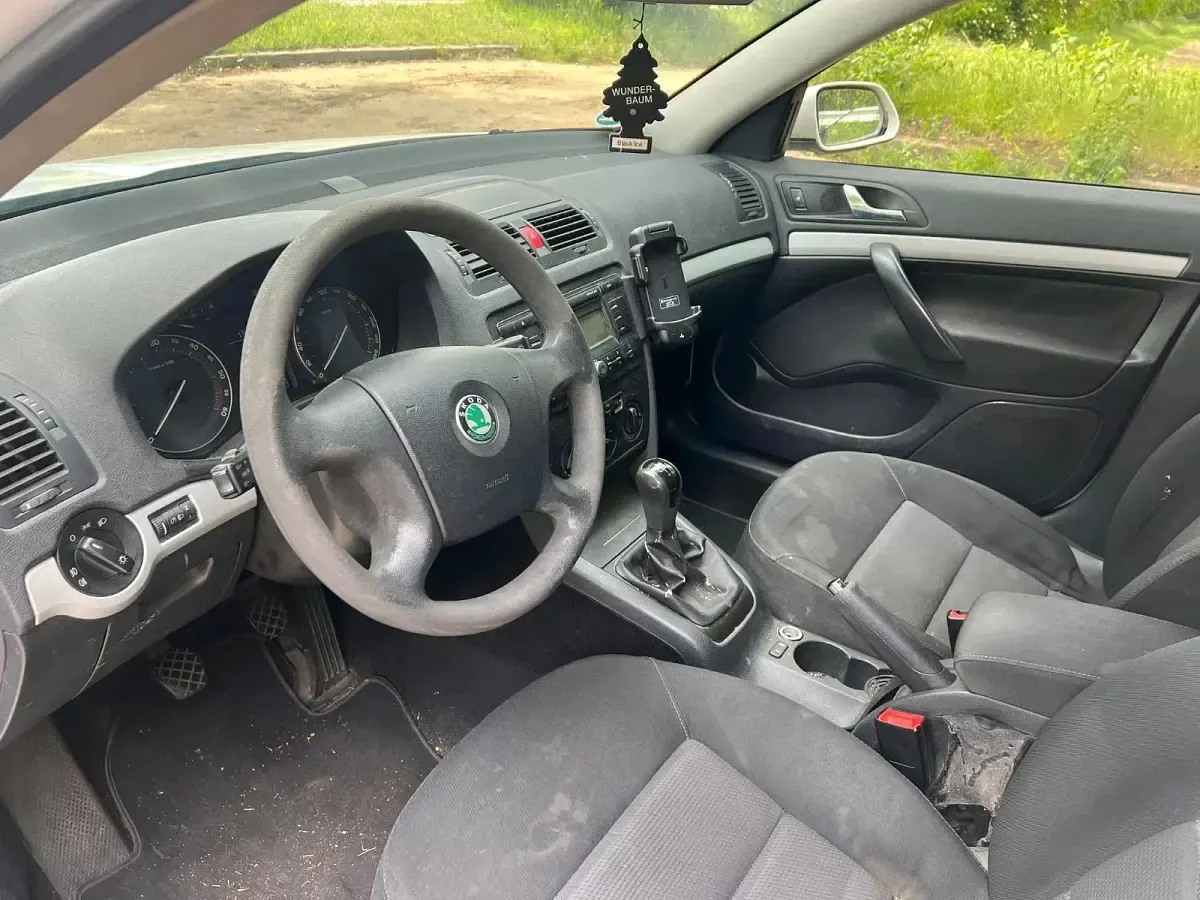 Używany Skoda Octavia 140 KM (102 kW) 2007 Biały Kombi
