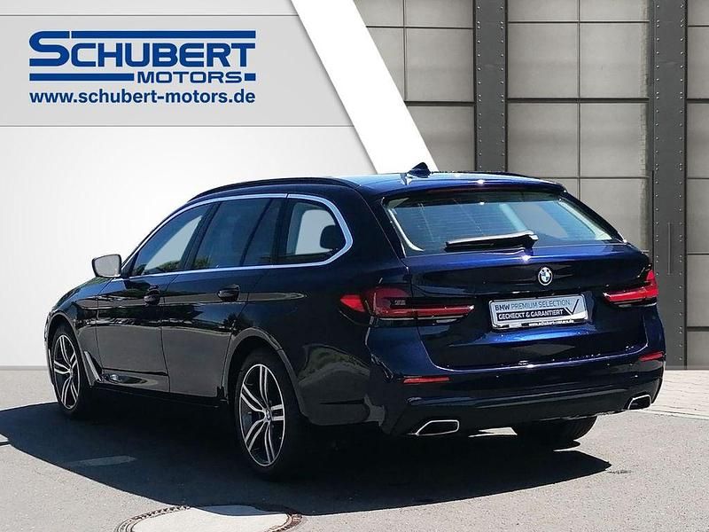 Gebraucht BMW 530 286 PS (210 kW) 2022 Blau Kombi