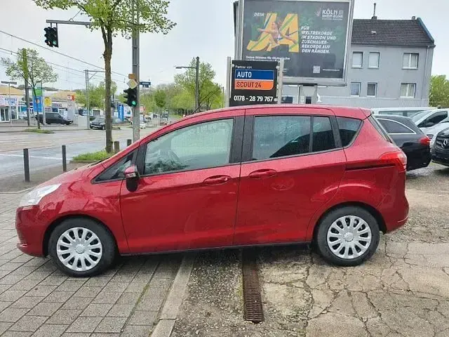 Usado Ford B-MAX 125 HP (91 kW) 2017 Vermelho Monovolume