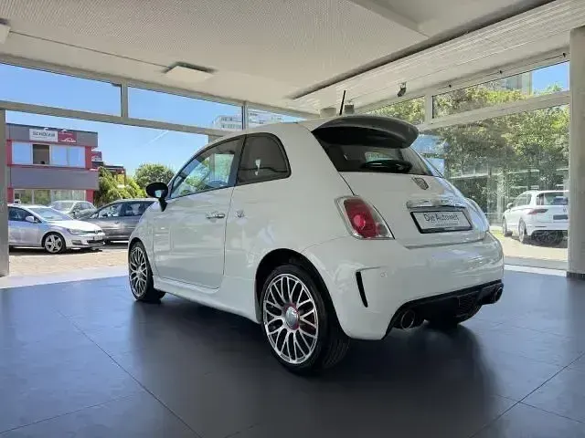 Gebraucht Abarth 500 135 PS (99 kW) 2013 Weiß Kleinwagen
