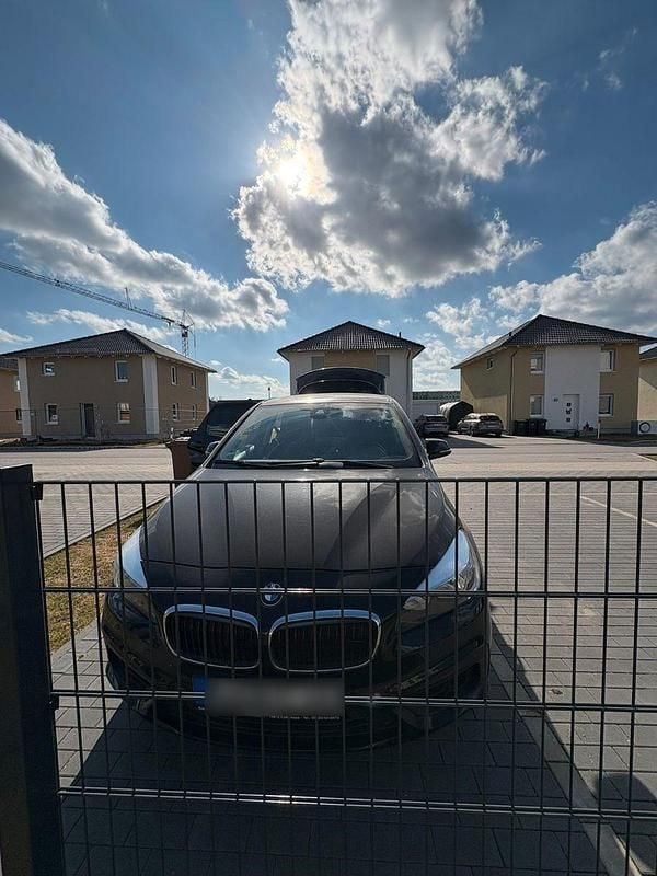 Gebraucht BMW 218 136 PS (100 kW) 2015 Schwarz Kombi