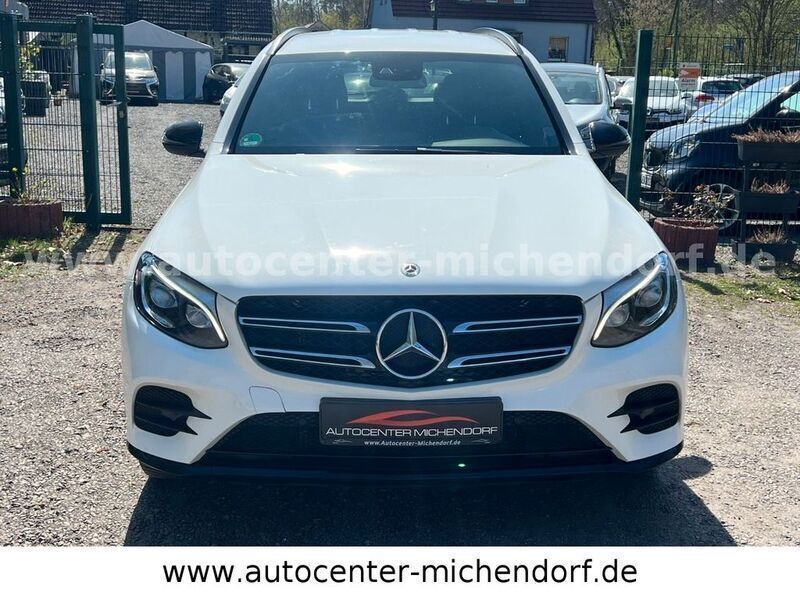 Gebraucht Mercedes GLC300 AMG line 245 PS (180 kW) 2017 Weiß SUV