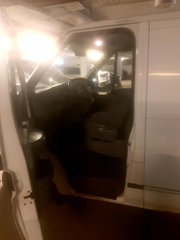 Gebraucht Ford Transit 85 PS (62 kW) 2009 Weiß Van / Kleinbus
