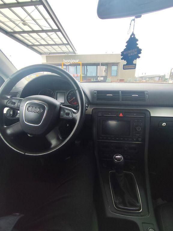 Gebraucht Audi A4 140 PS (102 kW) 2007 Schwarz Kombi