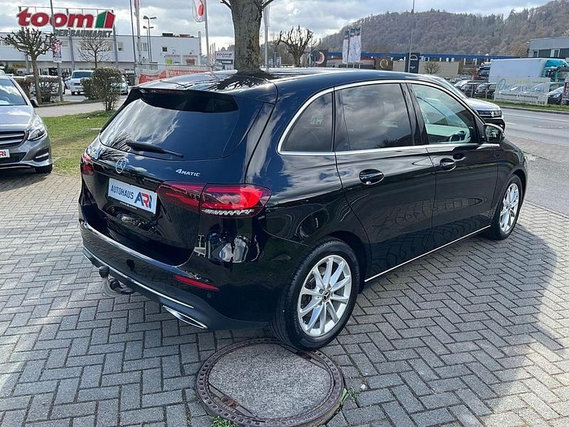 Gebraucht Mercedes 220 190 PS (139 kW) 2020 Schwarz Limousine