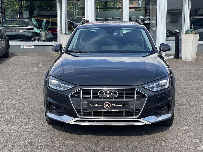 Grau Gebraucht 2020 Audi A4 Allroad Basis Kombi | 16.999 € - Bild 1/4