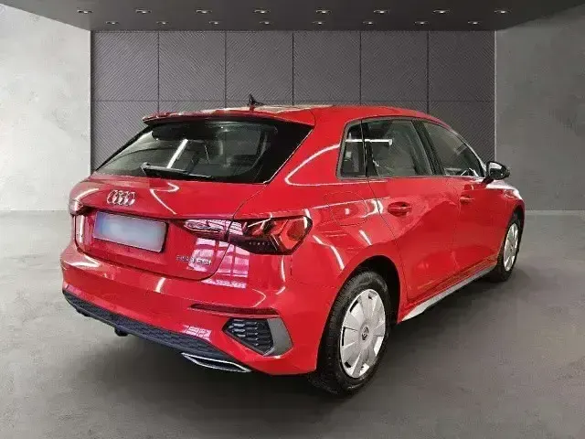 Occasion Audi A3 S-Line 150 ch (110 kW) 2022 Rouge Berline
