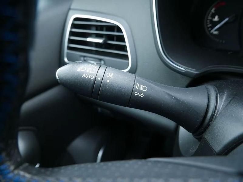 Gebraucht Renault Mégane GrandTour GT-Line 140 PS (102 kW) 2019 Blau Kombi