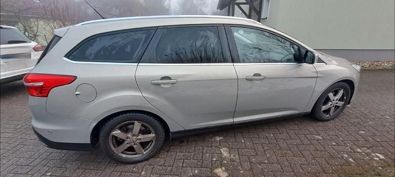 Gebraucht Ford Focus Titanium 150 PS (110 kW) 2015 Beige Kombi