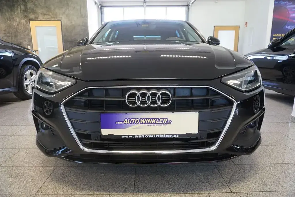 Gebraucht Audi A4 Business 150 PS (110 kW) 2022 Schwarz Kombi