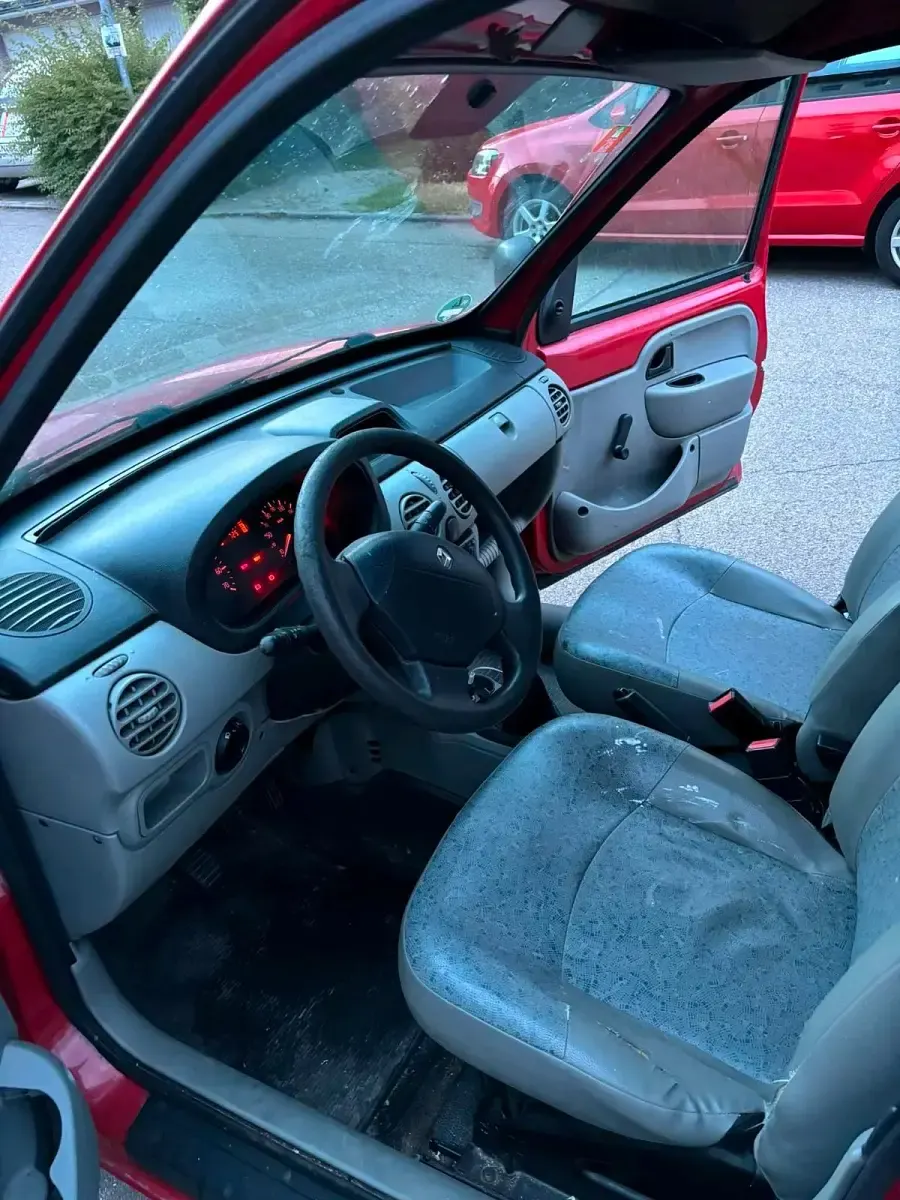Gebraucht Renault Kangoo 61 PS (44 kW) 2007 Rot Van / Kleinbus