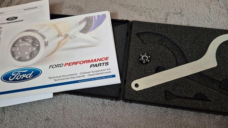 Gebraucht Ford Focus ST 280 PS (205 kW) 2024 Weiß Limousine