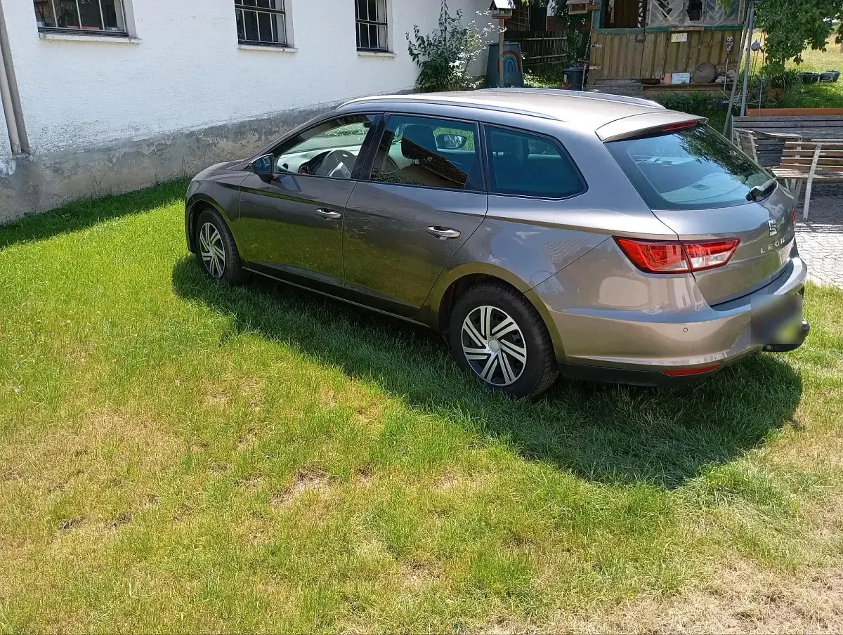 Gebraucht Seat Leon 110 PS (80 kW) 2016 Grau Kombi