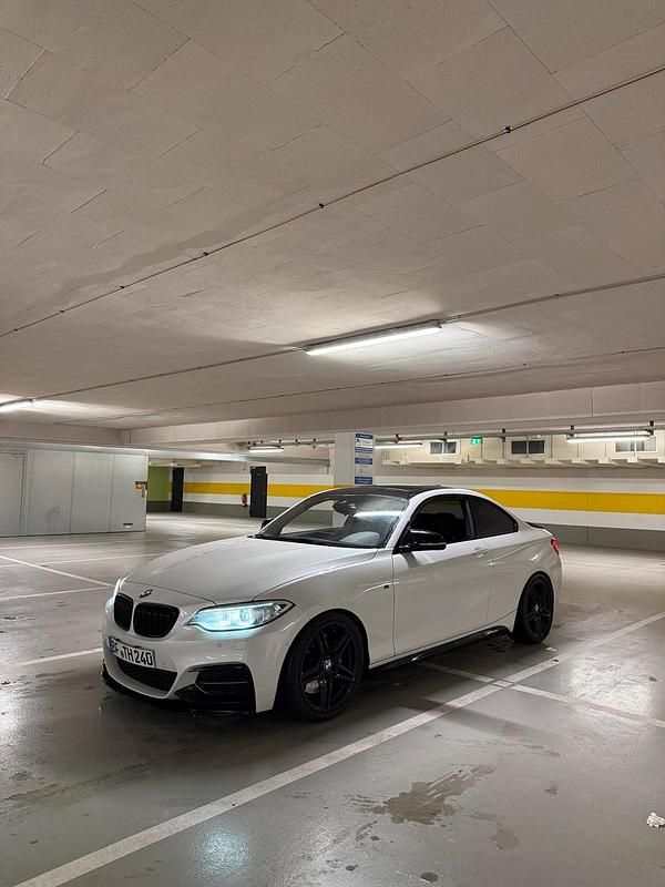 Gebraucht BMW M240 M Sport 400 PS (294 kW) 2016 Weiß Coupé