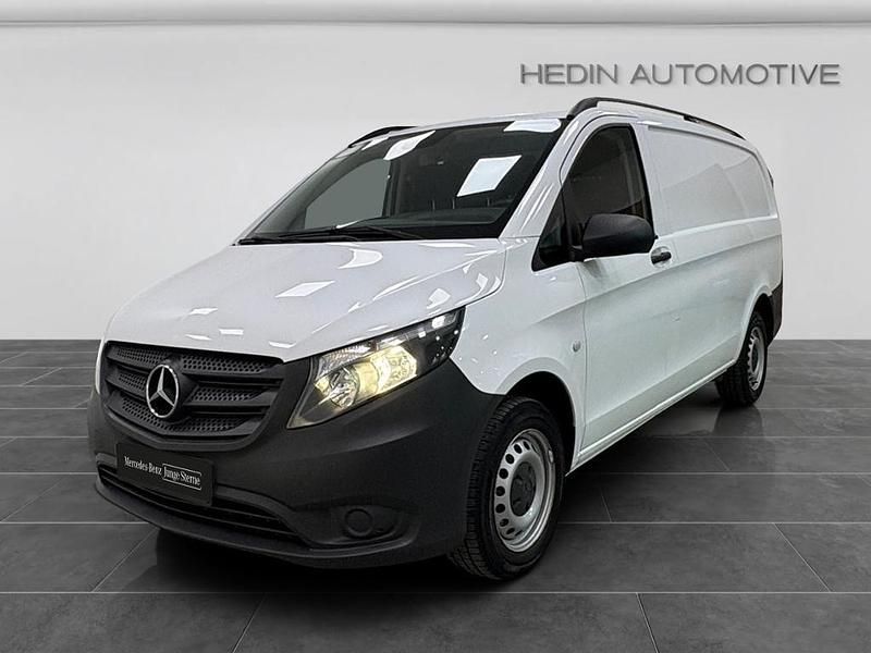 Gebraucht Mercedes Vito 163 PS (119 kW) 2022 Arktikweiß Van