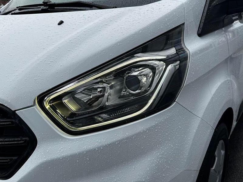 Gebraucht Ford Transit Custom 131 PS (96 kW) 2019 Weiß Van / Kleinbus