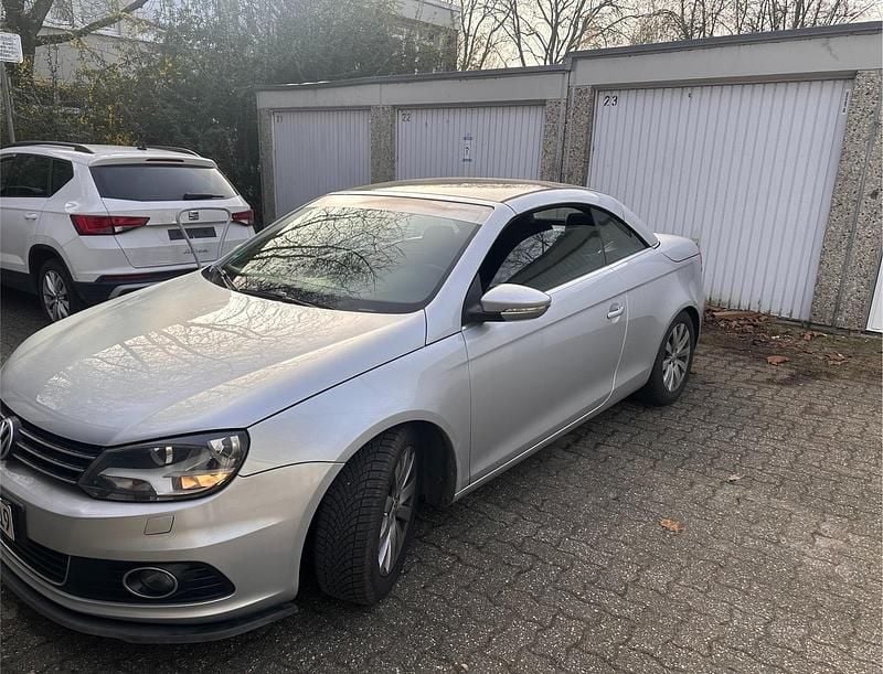 Gebraucht VW Eos 122 PS (89 kW) 2012 Silber Cabrio