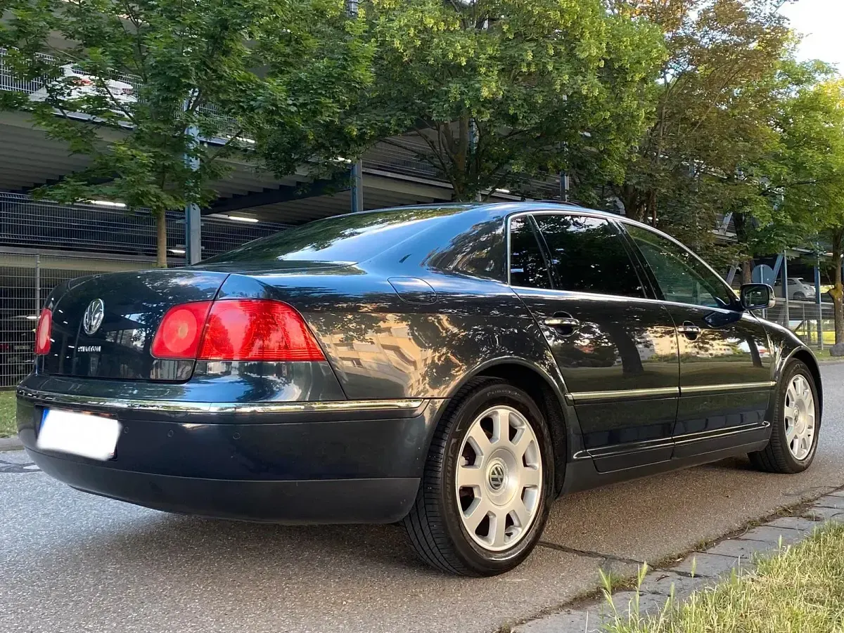 Gebraucht VW Phaeton 224 PS (164 kW) 2006 Grau Limousine