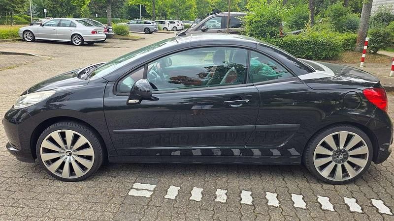 Gebraucht Peugeot 207 Platinum 150 PS (110 kW) 2007 Noir obsidien Cabrio